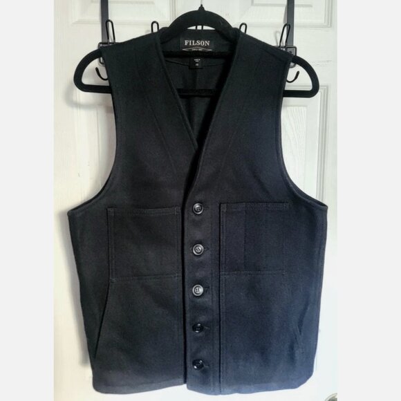 Filson USA Made Mackinaw Wool Vest Men XS Dark Navy Hunting Logging Outdoor NEW - Picture 1 of 14